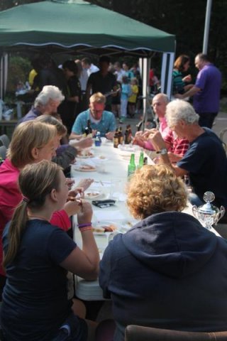 2014_06_21 VVV BBQ Simon 084